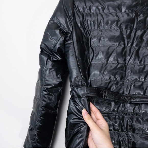 NWT RAINS Trekker W Coat XS/S Shiny Black Insulated Belted Waterproof Long - Picture 10 of 13